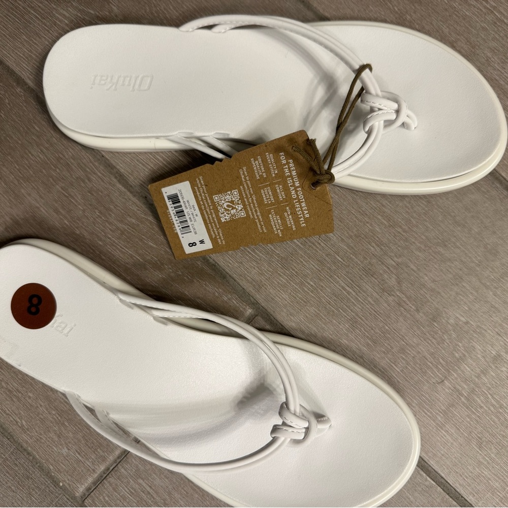 OluKai Women's White Knot-Detail Leather Sandals